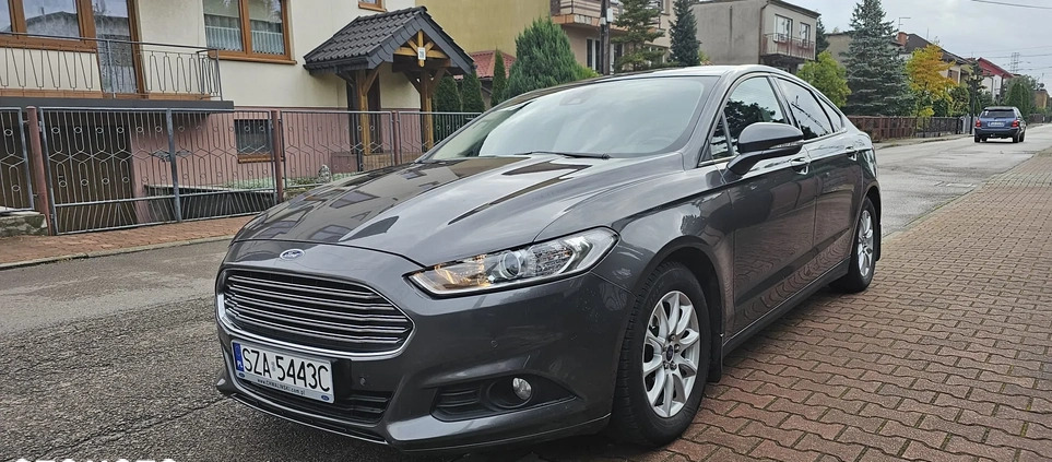 Ford Mondeo cena 39900 przebieg: 260000, rok produkcji 2015 z Zawiercie małe 29